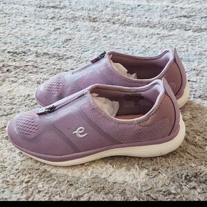EASY SPIRIT lavender tennis shoes zip front